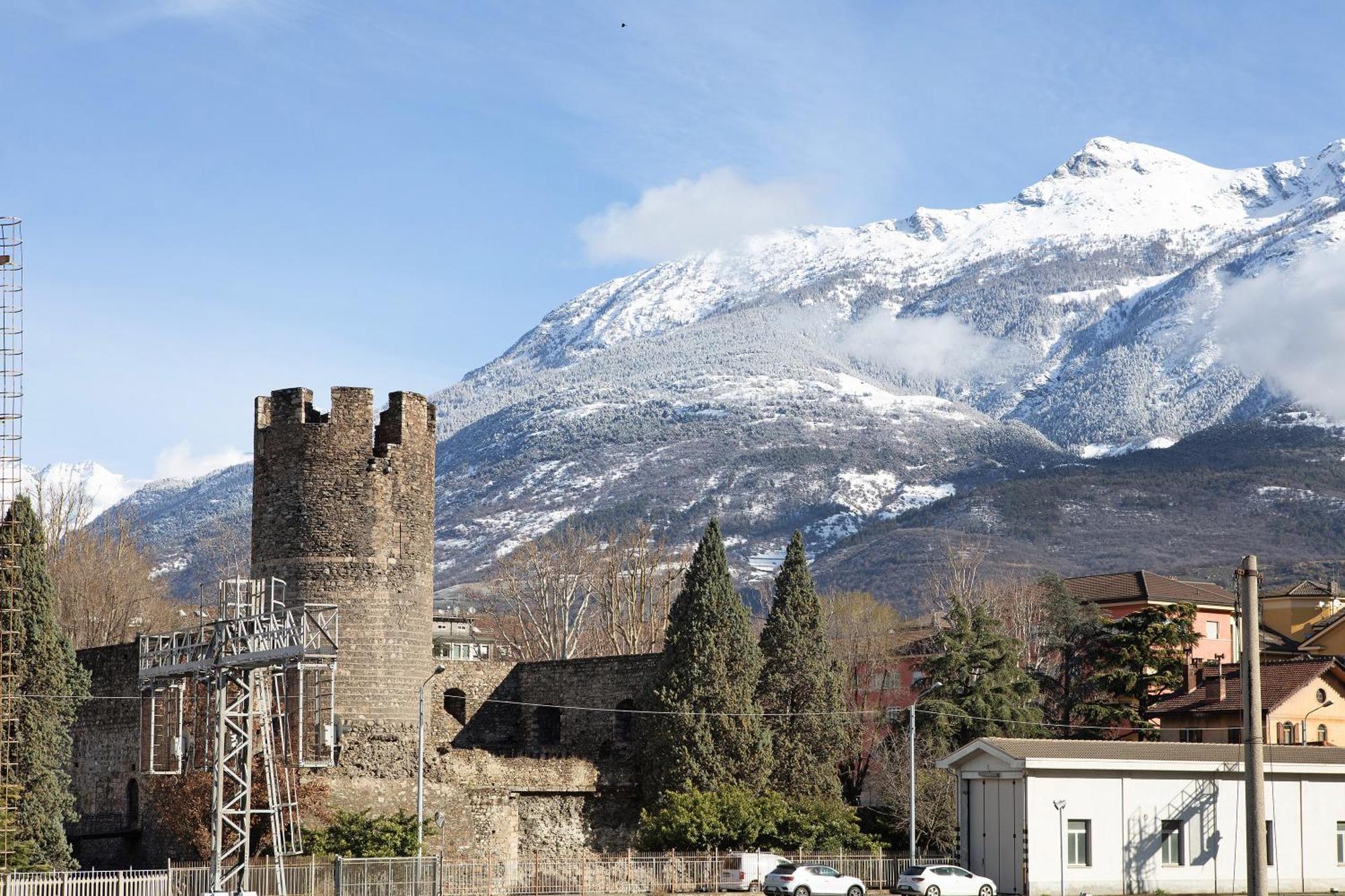 Alpen Pila Residence Loft 6 Aosta Bagian luar foto